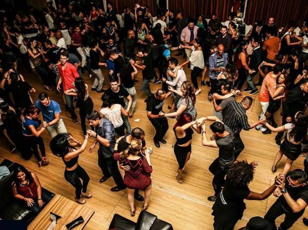 salsa-dancing-party вечеринка по сальса нью йорк, проходит в Москве